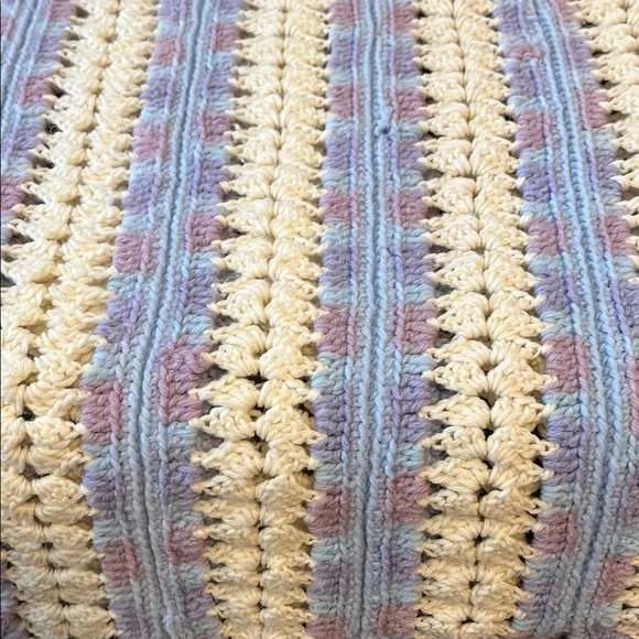 Pastel Crochet Blanket - Picture 4 of 9